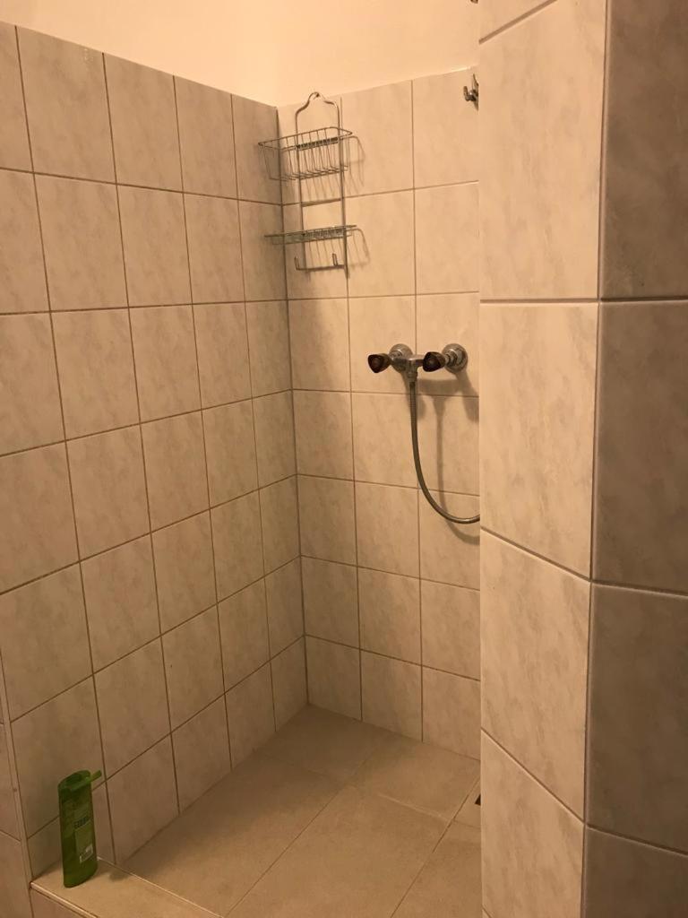 Apartamento Schoen Wohnen Beim Stift Melk Exterior foto
